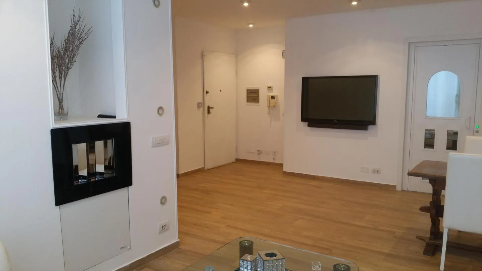 Annarella'S Apartment Рим